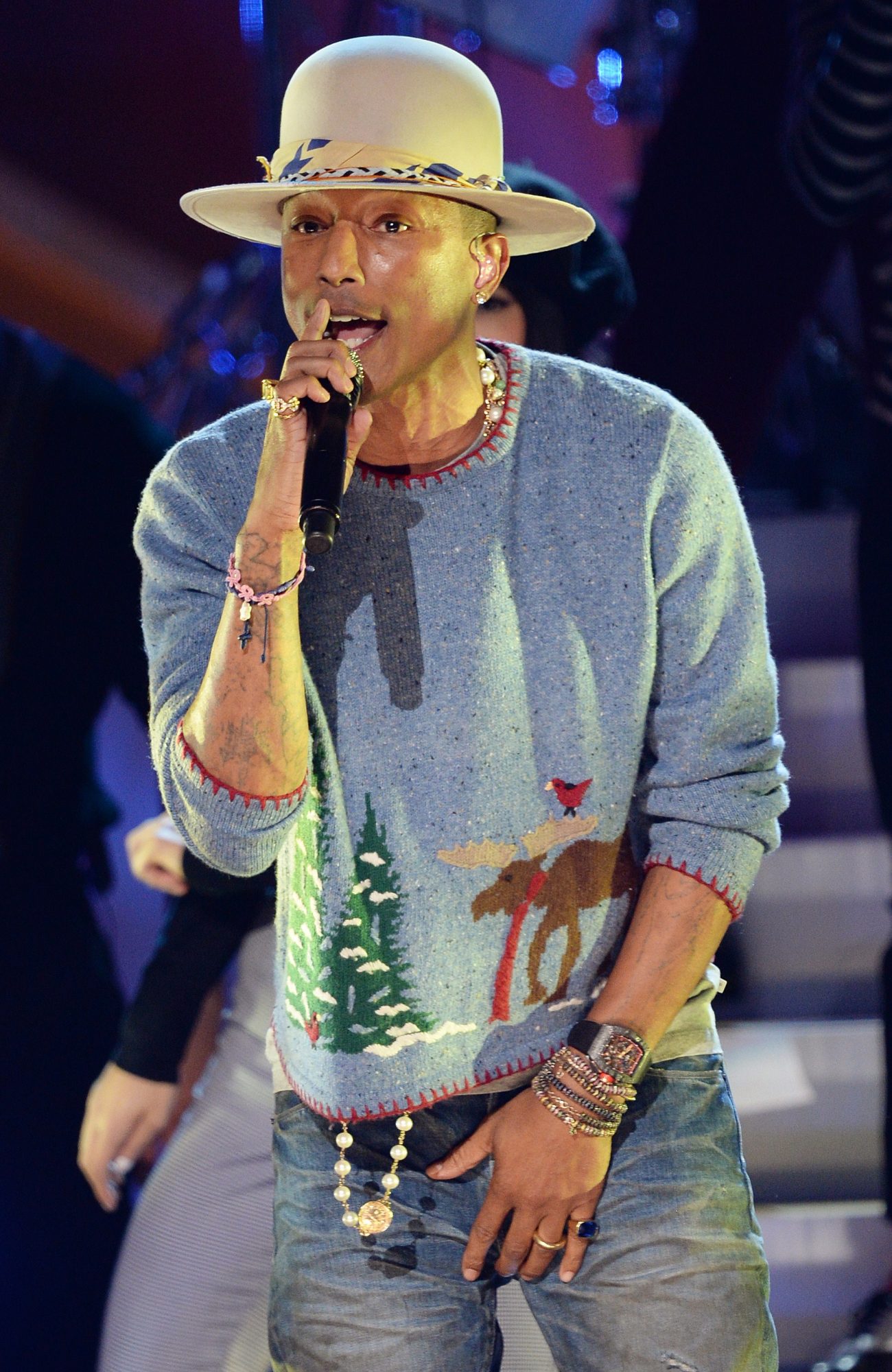 Tis the Season for Celebs' Ugly Christmas Sweaters