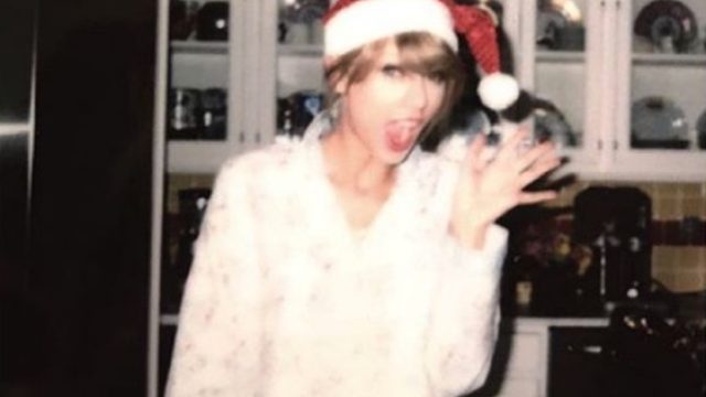 Picture of Taylor Swift Santa Hat
