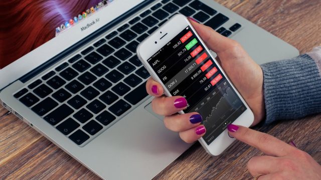 women-under-thirty-investing