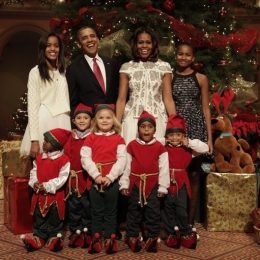 Obama 2017 Christmas Photo