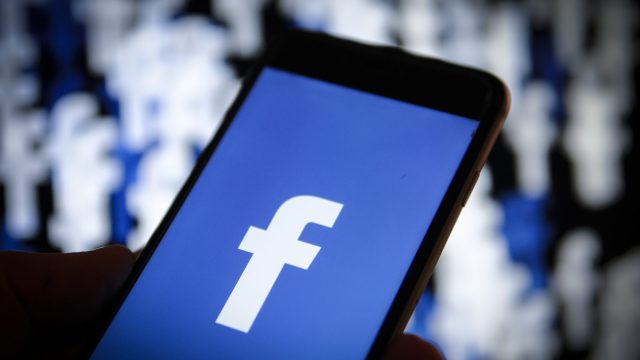 Image of Facebook logo