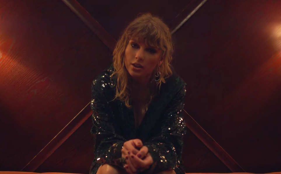 Taylor Swifts Jet Setting Video For End Game Is Herehellogiggles