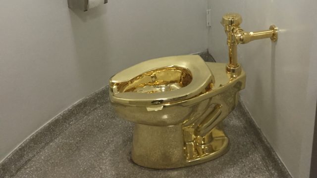 Picture of Golden Toilet