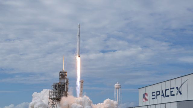 space x falcon 9 launch