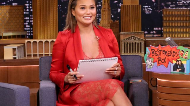 THE TONIGHT SHOW STARRING JIMMY FALLON -- Episode 0813 -- Pictured: (l-r) Model/Actress Chrissy Teigen plays the "Best Friends Challenge" with Host Jimmy Fallon on January 30, 2018