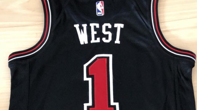 picture-of-chicago-west-bulls-jersey-photo