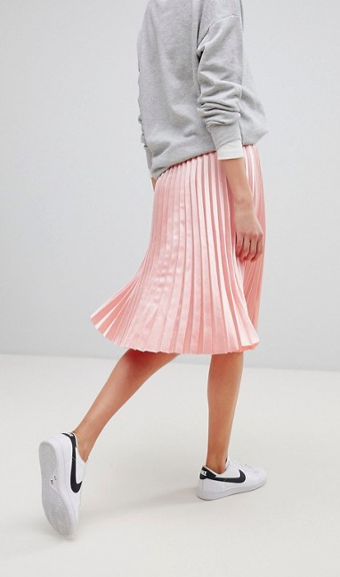 PLEATED-PINK-SKIRT.png