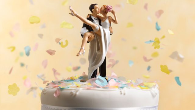 Just married wedding cake figurine