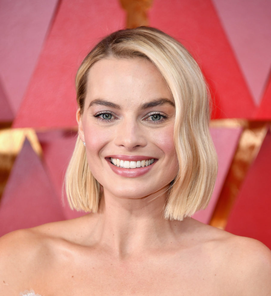 Oscars 2020: Margot Robbie Wore Vintage Chanel