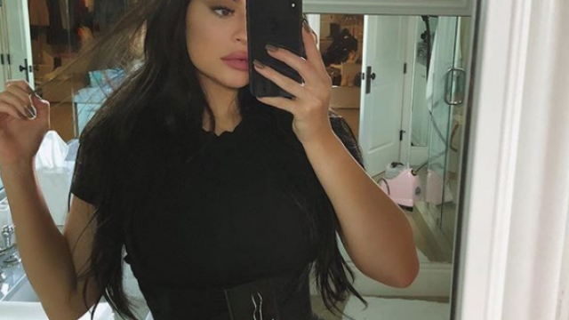 Image of Kylie Jenner in waist trainer