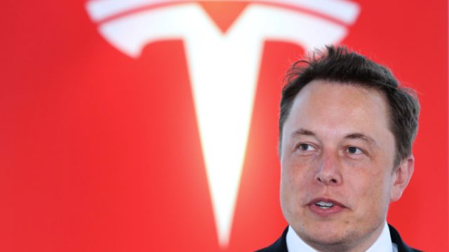 Elon Musk deletes company's Facebook pages