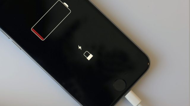 iPhone battery