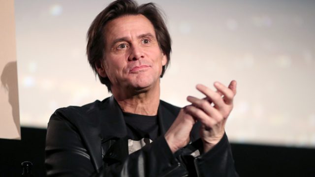 Jim Carrey unveiled a portrait of Donald Trump on Twitter