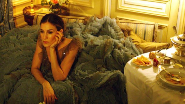 Carrie waiting in Paris