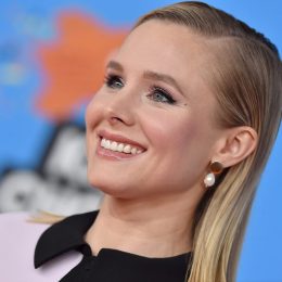 Photo of Kristen Bell at the Nickelodeon's 2018 Kids' Choice Awards