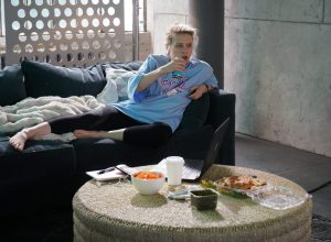 Photo of Kate McKinnon in Pro-Chiller Leggings Commercial on SNL