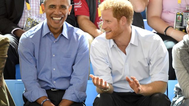 TORONTO, ON - SEPTEMBER 29: Barack Obama and Prince Harry attend the Basketball on day 7 of the Invictus Games Toronto 2017 at the Pan Am Sports Centre on September 29, 2017 in Toronto, Canada. The Games use the power of sport to inspire recovery, support rehabilitation and generate a wider understanding and respect for the Armed Force