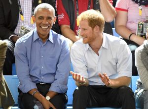 TORONTO, ON - SEPTEMBER 29: Barack Obama and Prince Harry attend the Basketball on day 7 of the Invictus Games Toronto 2017 at the Pan Am Sports Centre on September 29, 2017 in Toronto, Canada. The Games use the power of sport to inspire recovery, support rehabilitation and generate a wider understanding and respect for the Armed Force