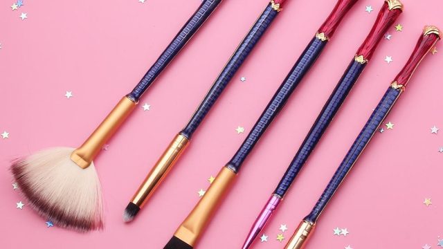 Wonder Woman Makeup Brushes