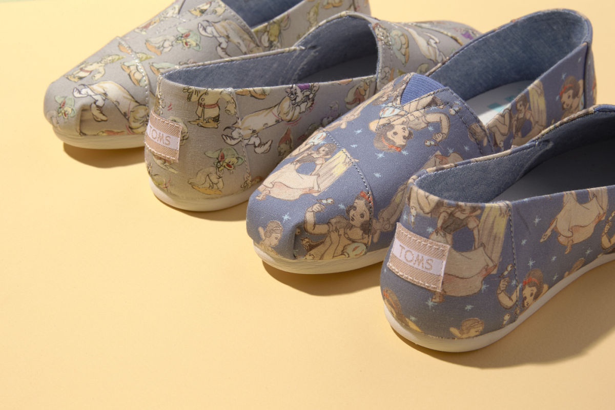 Disney on sale toms women