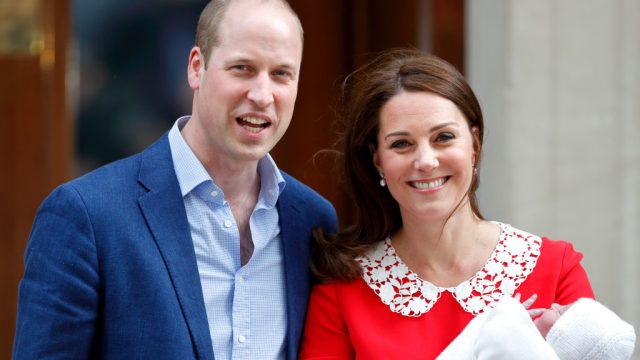 LONDON, UNITED KINGDOM - APRIL 23: (EMBARGOED FOR PUBLICATION IN UK NEWSPAPERS UNTIL 24 HOURS AFTER CREATE DATE AND TIME) Prince William, Duke of Cambridge and Catherine, Duchess of Cambridge depart the Lindo Wing of St Mary's Hospital with their newborn baby son on April 23, 2018 in London, England. The Duchess delivered a boy at 11:01 am, weighing 8lbs 7oz, who will be fifth in line to the throne. (Photo by Max Mumby/Indigo/Getty Images)