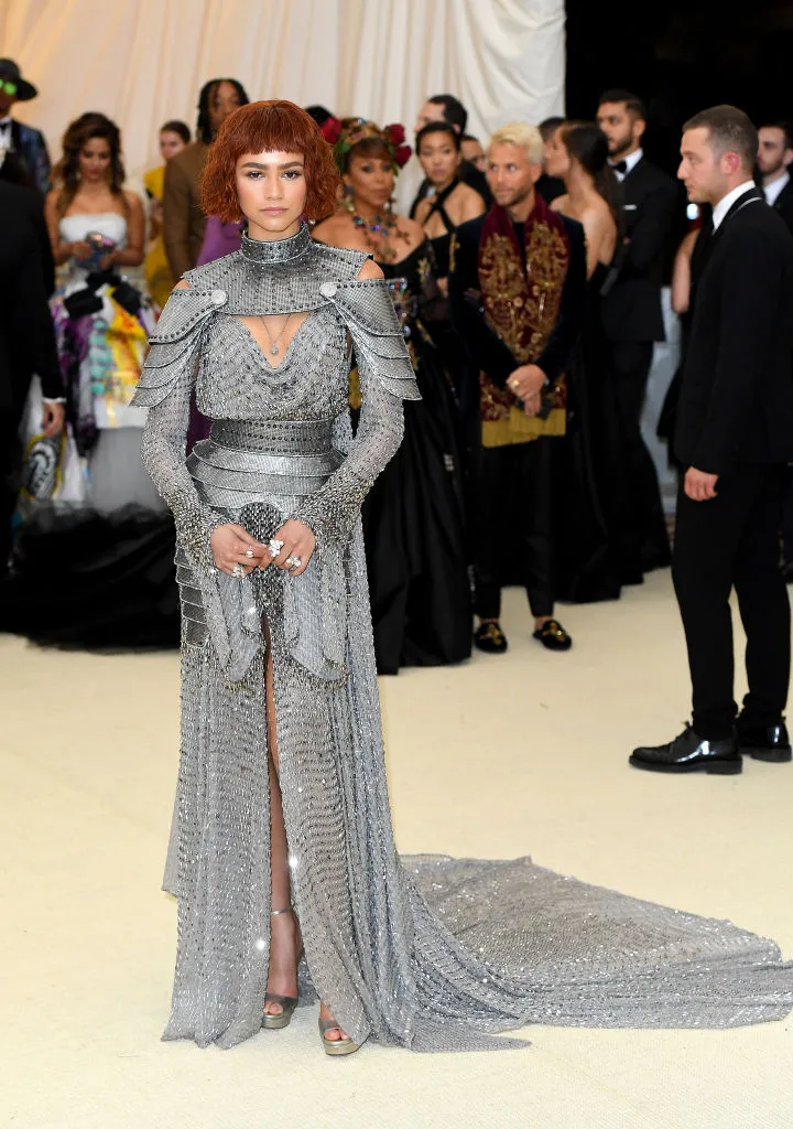 Met Gala 2018: Zendaya Channels Joan of Arc in Custom Versace – WWD