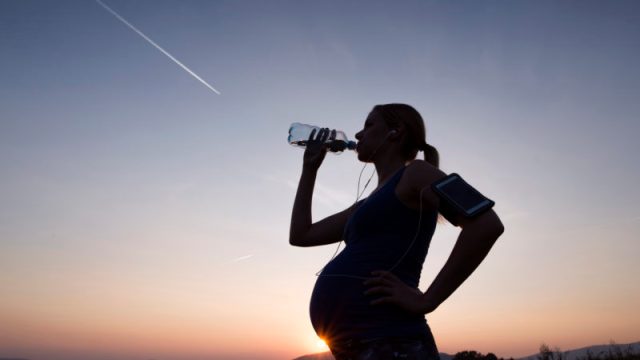 Image of pregnant woman exercising