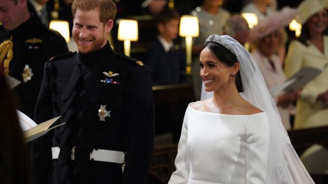 picture-of-harry-meghan-markle-royal-wedding-announcement-photo