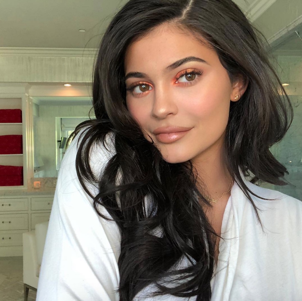 Kylie Jenner S Makeup Routine Is