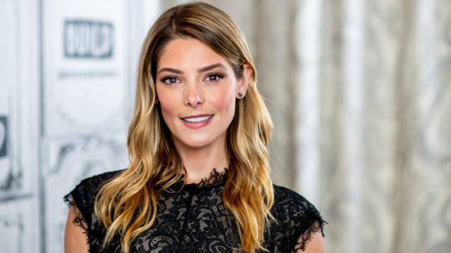Picture of Ashley Greene Wedding Dress