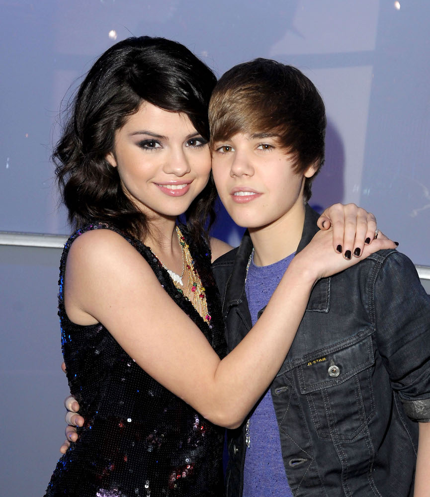 nine-selena-gomez-new-years-eve-seacrest-kevin-winter.jpg