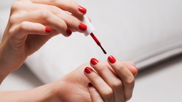 How To Keep Nails Strong and Prevent Them From BreakingHelloGiggles