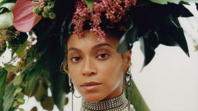 beyonce-vogue-floral-headress