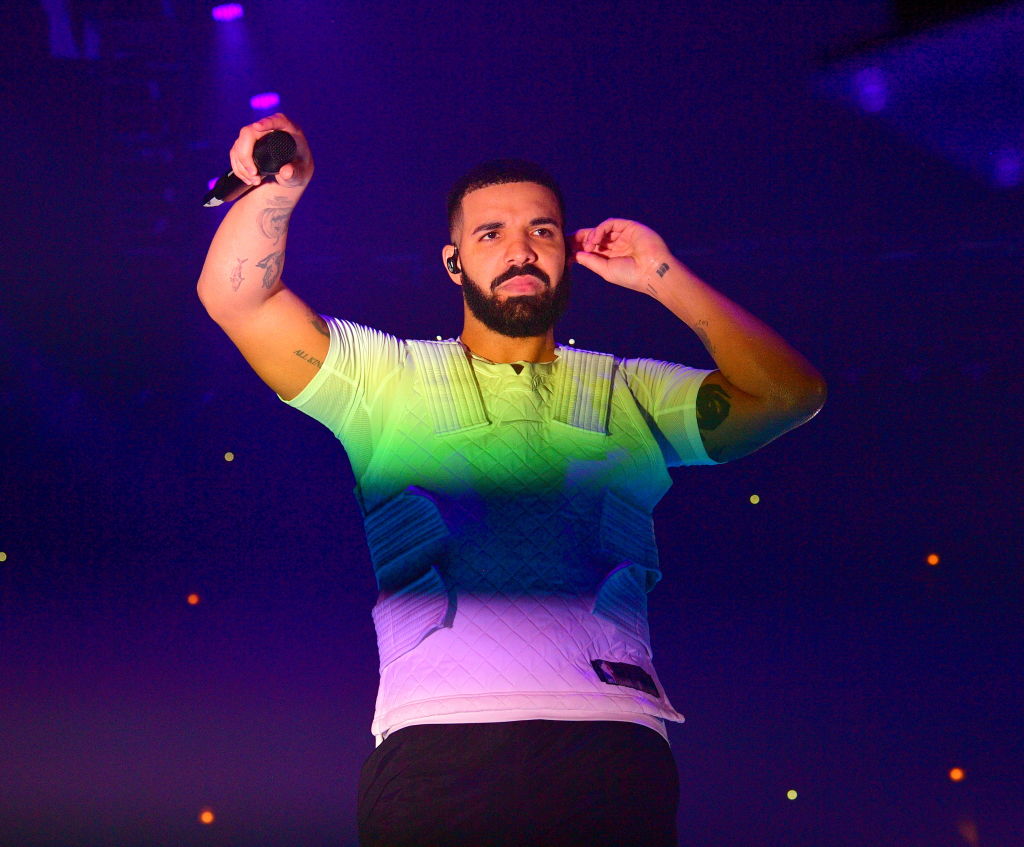 Drake Canceled Two Miami Concerts Because Of An IllnessHelloGiggles