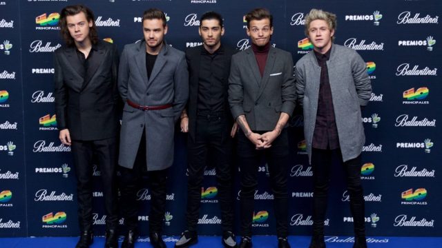 MADRID, SPAIN - DECEMBER 12: (L-R) Harry Styles, Liam Payne, Zayn Malik, Louis Tomlinson and Niall Horan of One Direction attend the "40 Principales" awards 2013 photocall at the Barclaycard Center (Palacio de los Deportes) on December 12, 2014 in Madrid, Spain.