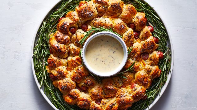 holiday hot dog wreath