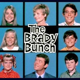 Brady Bunch title card