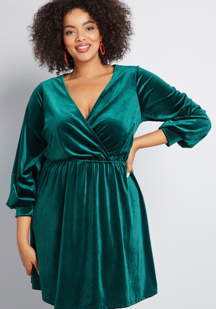 15 Cute Plus-Size Dresses to Wear to Holiday PartiesHelloGiggles