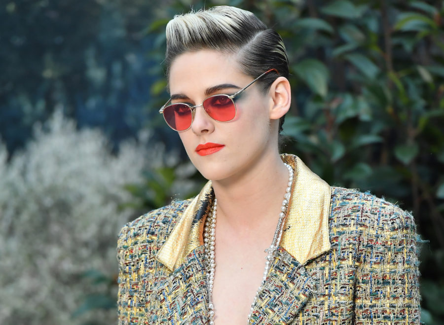 Kristen Stewart Debuts New Platinum Blonde Short HairHelloGiggles