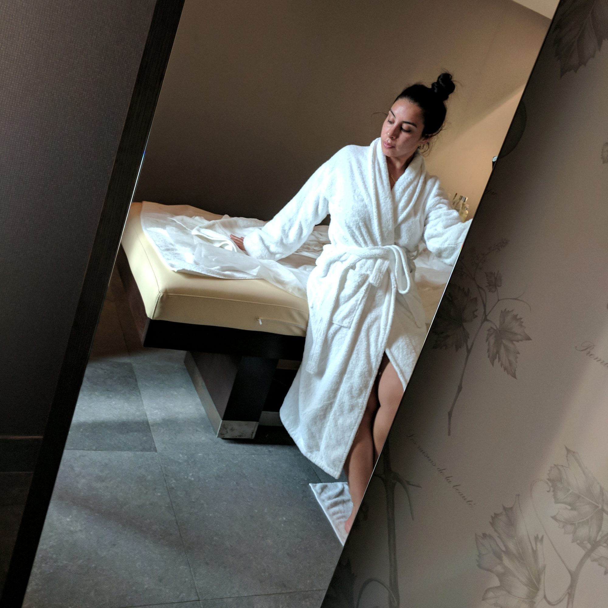 Going To A Korean Spa For The First Time What It S Really Likehellogiggles