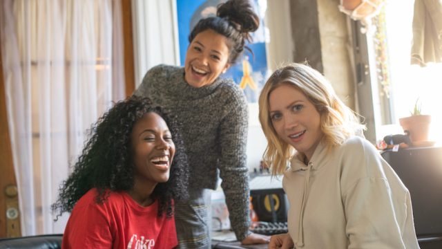 Scene of three best friends in Someone Great