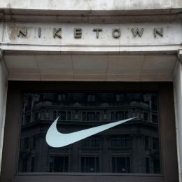 Nike has unveiled plus-size mannequins in its London NikeTown store.