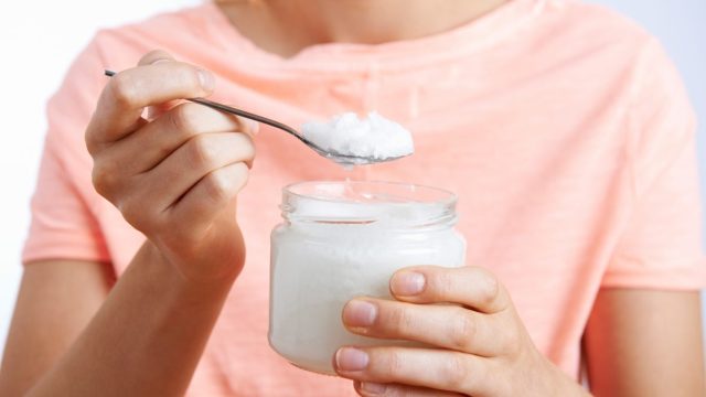 Coconut oil for bleached, damaged hair