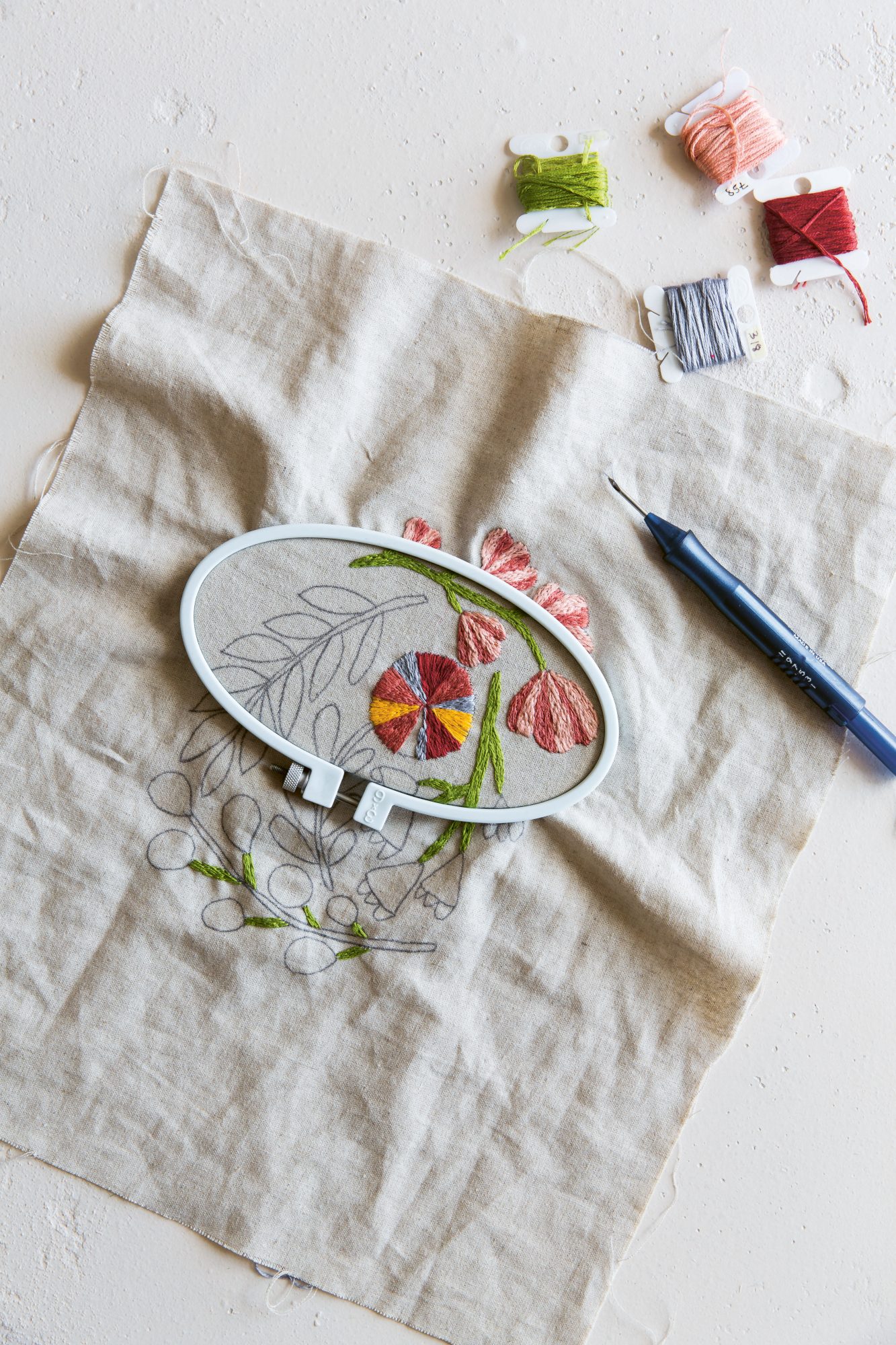 Punch-Needle-Floral-Embroidery_photocredit_Catherine-Frawley.jpg