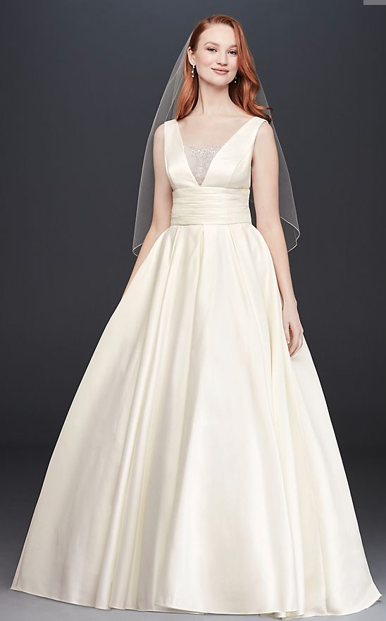 ball-gown-wedding-dress.png