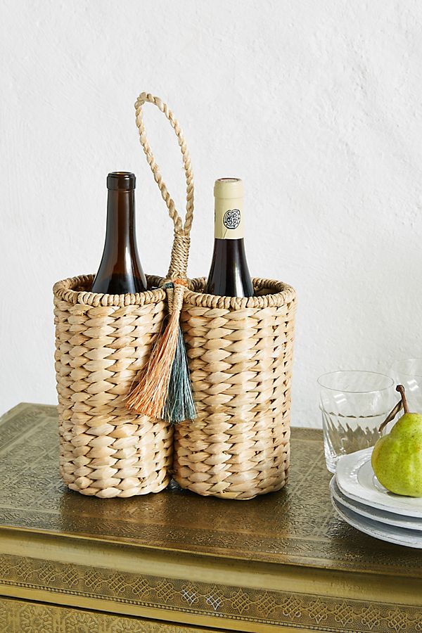 woven wine caddy from anthropologie