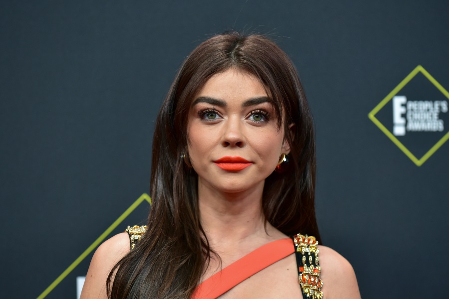 Sarah Hyland Spoke Out About Living With Invisible IllnessHelloGiggles