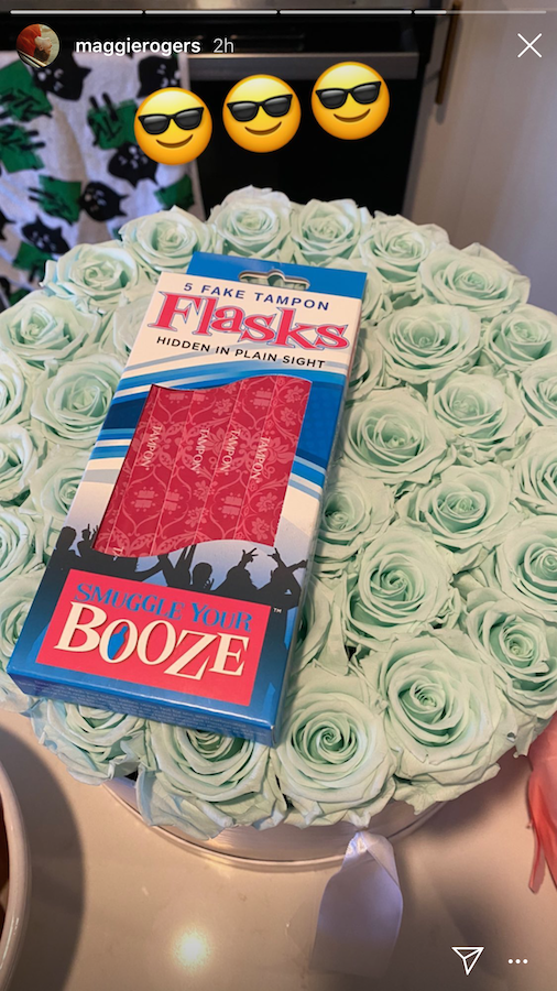 Maggie-Rogers-Tampon-Flasks.png