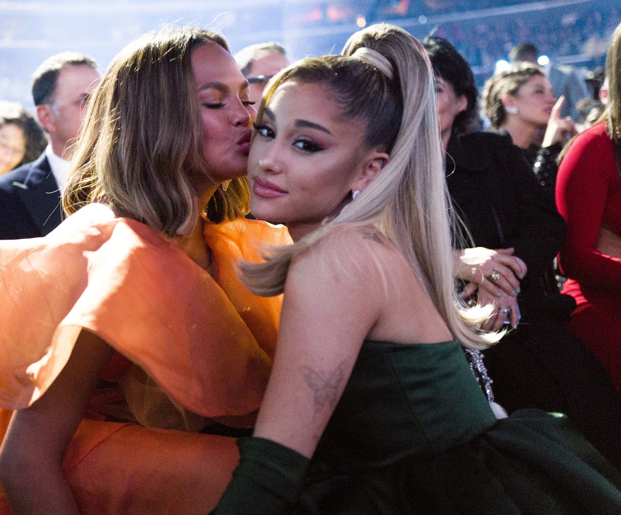 Ariana Grande Revealed A Dainty Butterfly Tattoo At The 2020 Grammyshellogiggles 0361