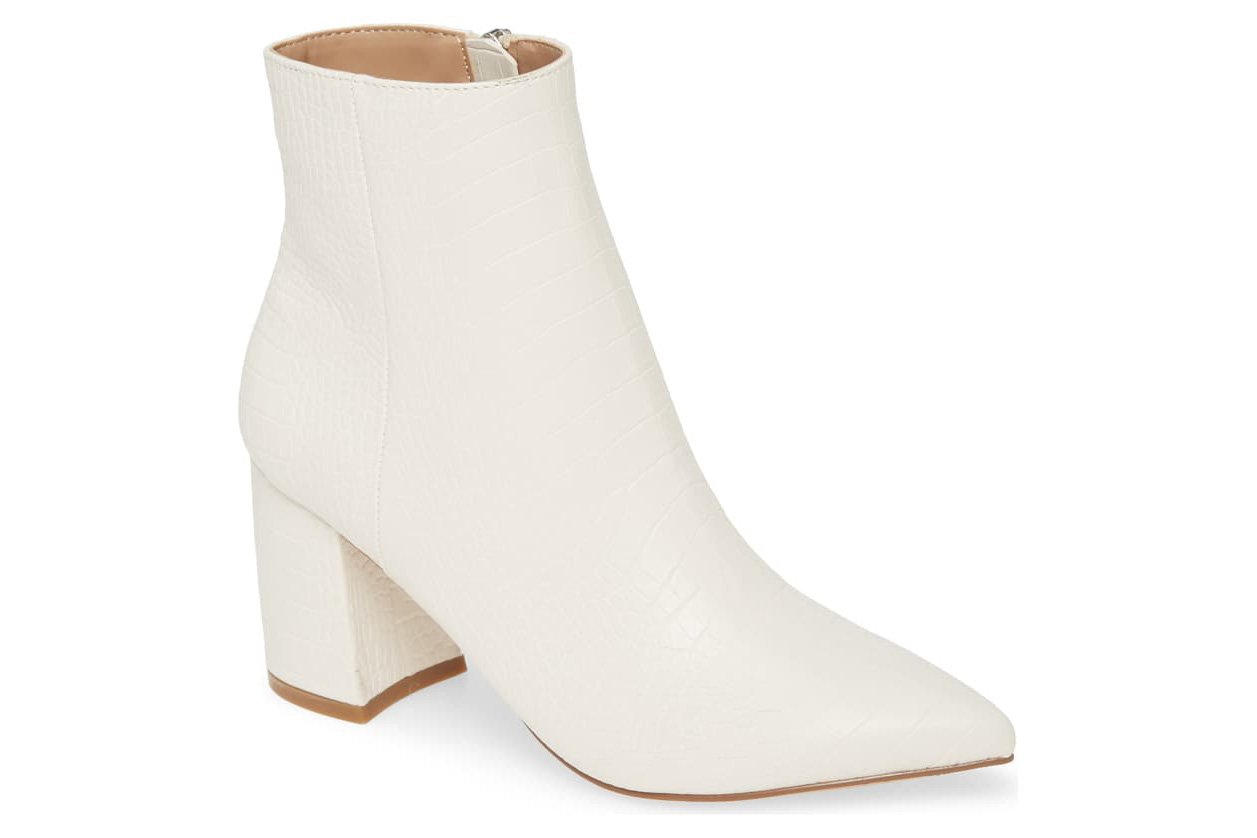Steve Madden white booties pointed toe